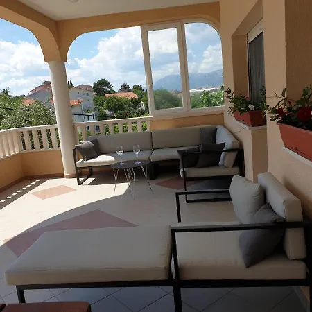 Ana Maria Apartment *